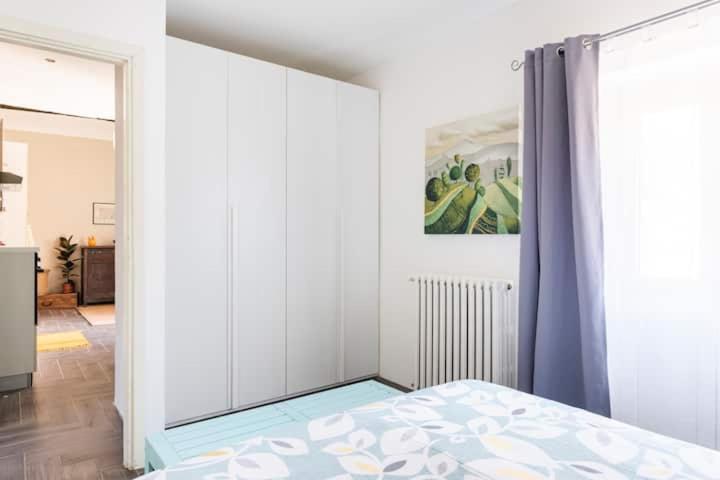 Ca' Balenga - Centralissimo Con Posto Auto Coperto Gratuito Asti Room photo
